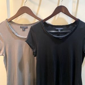 2 Banana Republic t-shirts (one black, one gray) size M